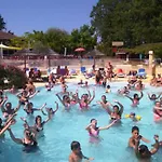 Mobil A Louer - 6 Pers. - Api-1-52-2107 Kemping