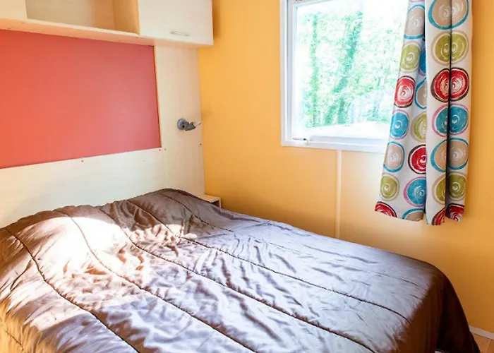 Mobil A Louer - 6 Pers. - Api-1-52-2107 مكان تخييم *