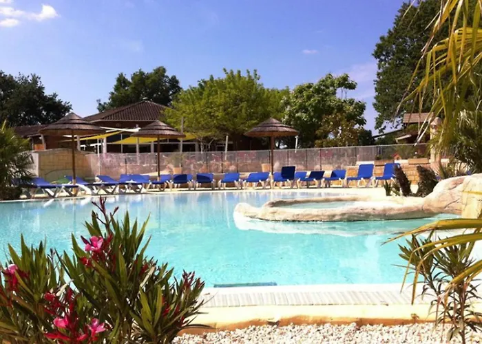 Mobil A Louer - 6 Pers. - Api-1-52-2107 *