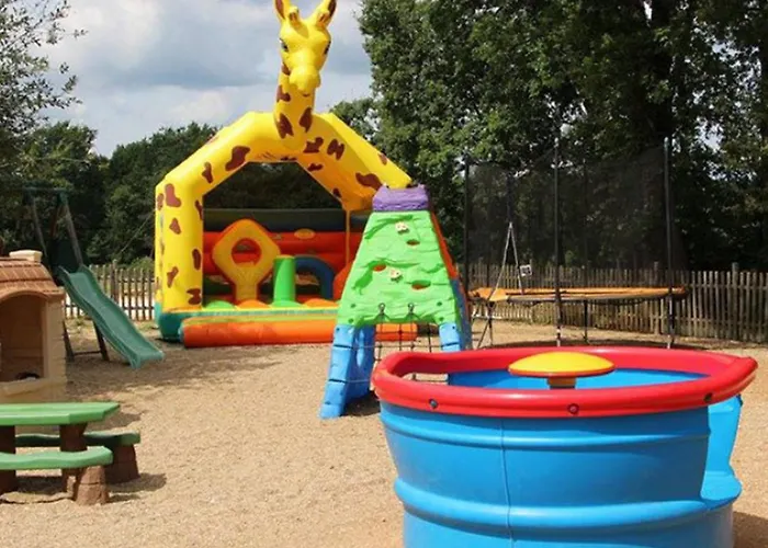 Mobil A Louer - 6 Pers. - Api-1-52-2107 مكان تخييم